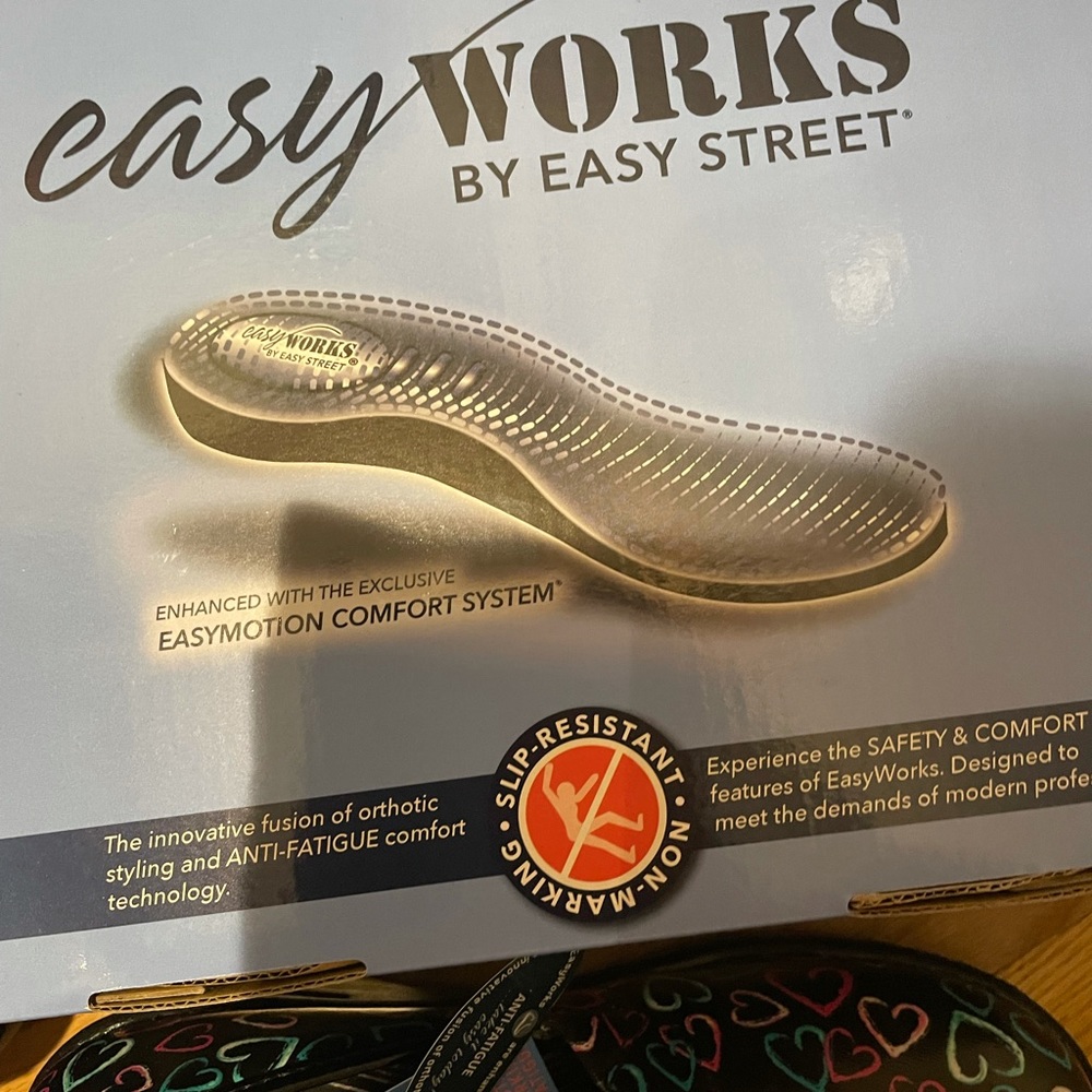 slip on shoes - Picture 4 of 4